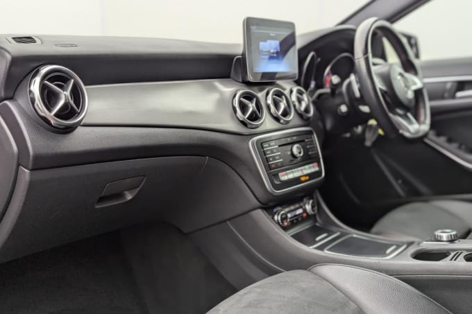 2025 Mercedes-benz Gla