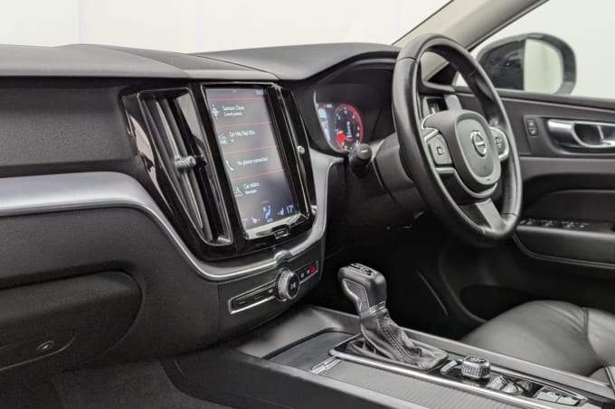 2025 Volvo Xc60