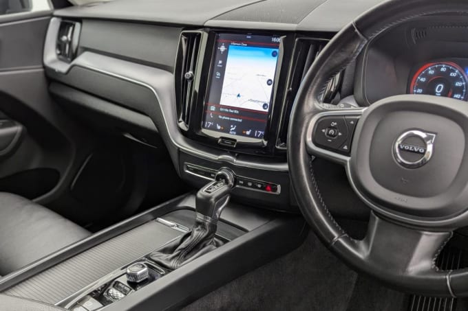 2025 Volvo Xc60