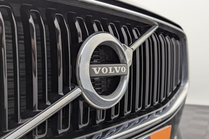 2025 Volvo Xc60