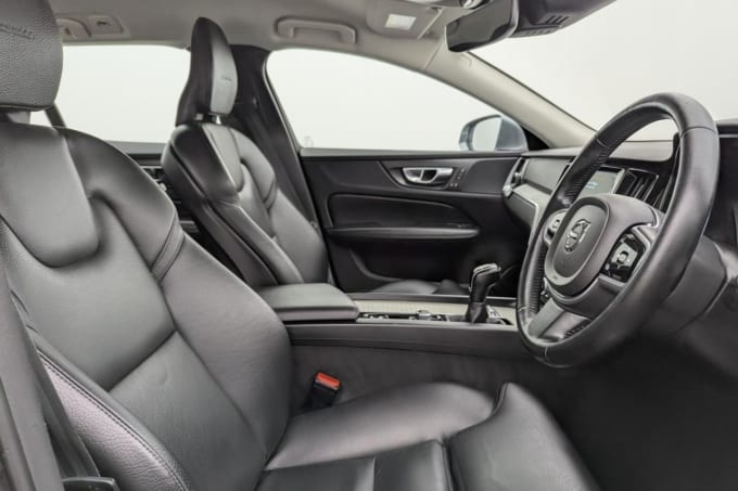 2018 Volvo V60