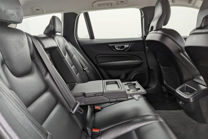 2018 Volvo V60