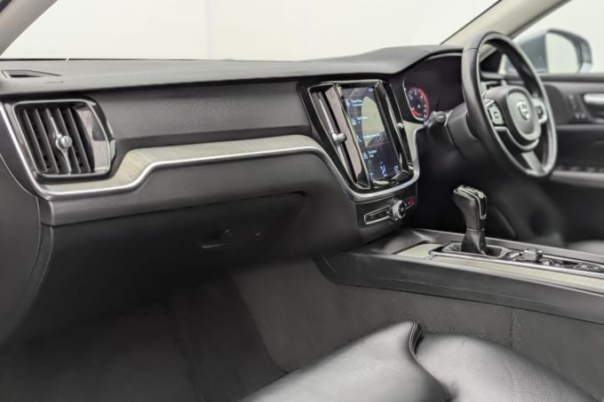 2018 Volvo V60