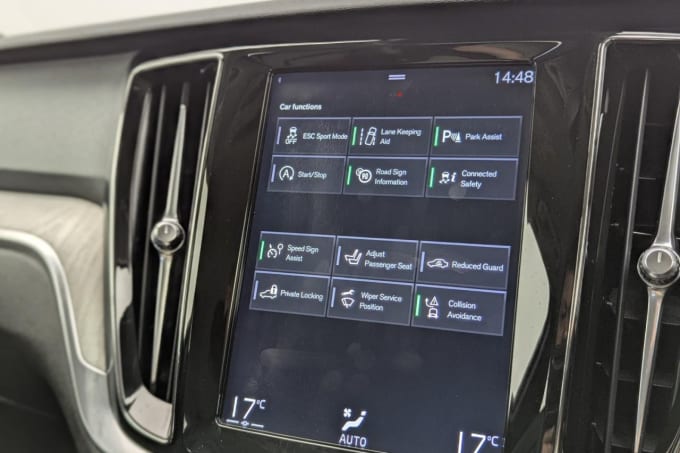 2018 Volvo V60