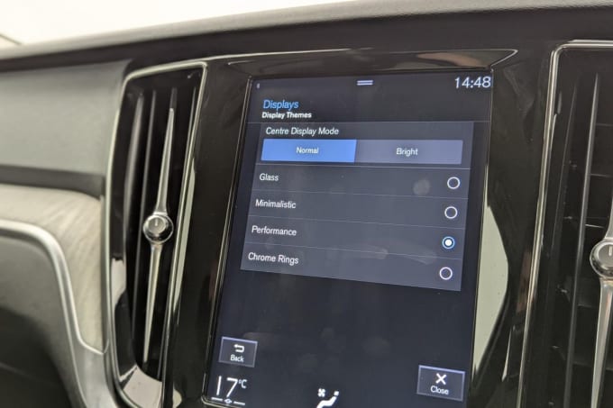 2018 Volvo V60