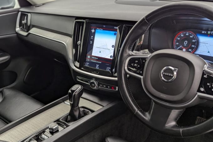 2018 Volvo V60