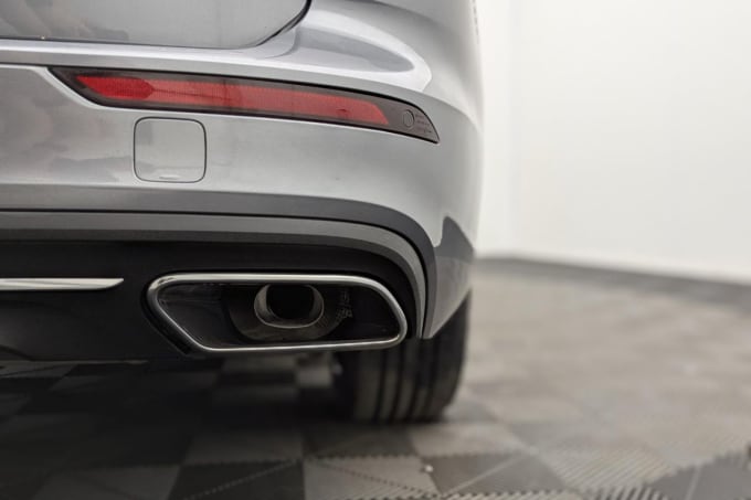 2018 Volvo V60