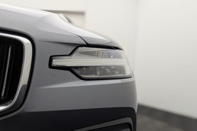2018 Volvo V60