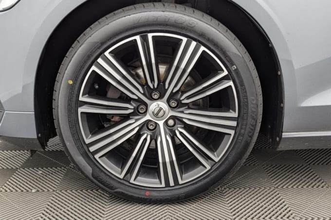 2018 Volvo V60