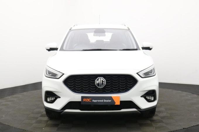 2025 Mg Mg Zs