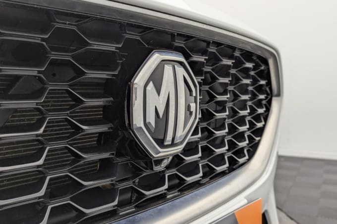 2025 Mg Mg Zs