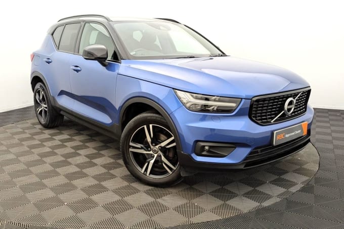 2025 Volvo Xc40