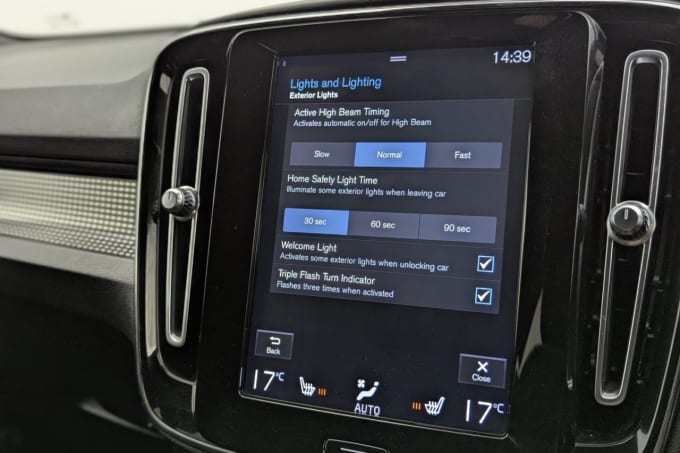 2025 Volvo Xc40