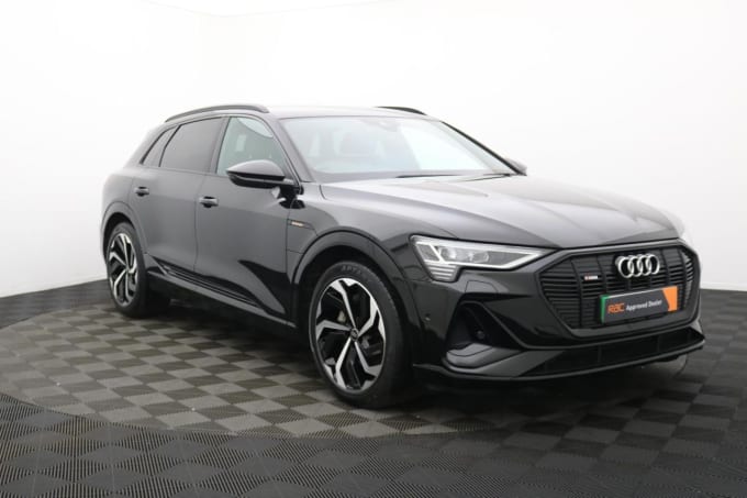 2025 Audi E-tron