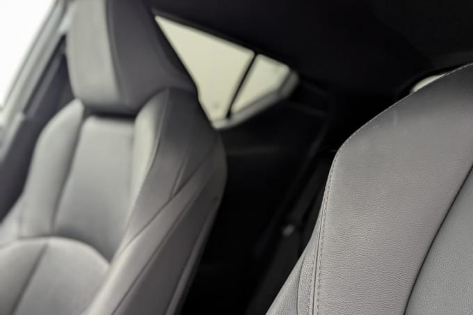 2025 Toyota C-hr