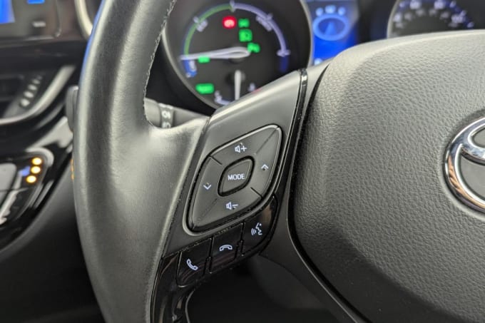 2025 Toyota C-hr