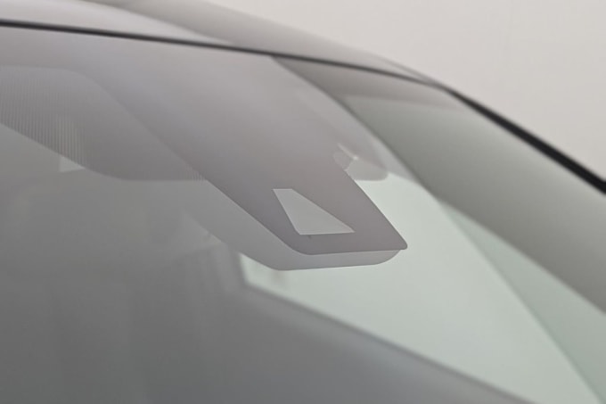 2025 Toyota C-hr