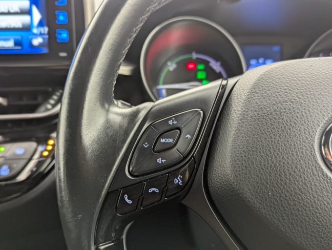 2025 Toyota C-hr