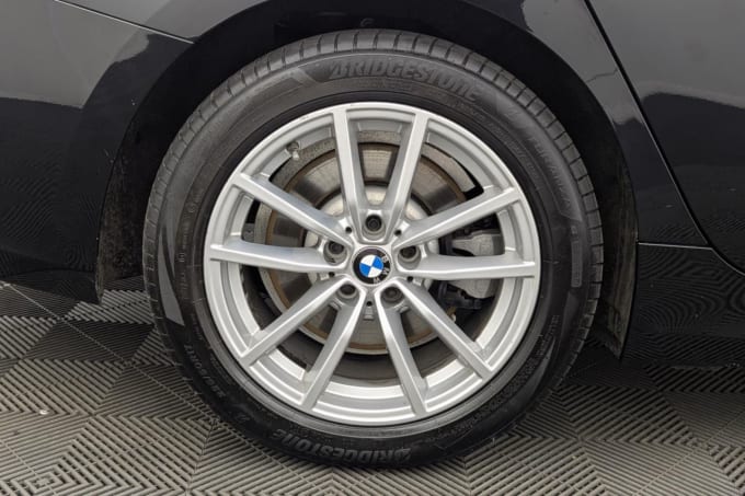 2025 BMW 3 Series