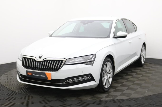2025 Skoda Superb