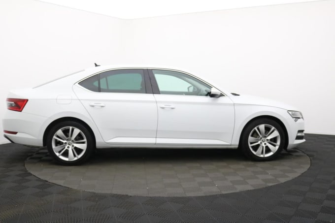 2025 Skoda Superb