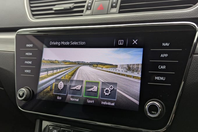 2025 Skoda Superb