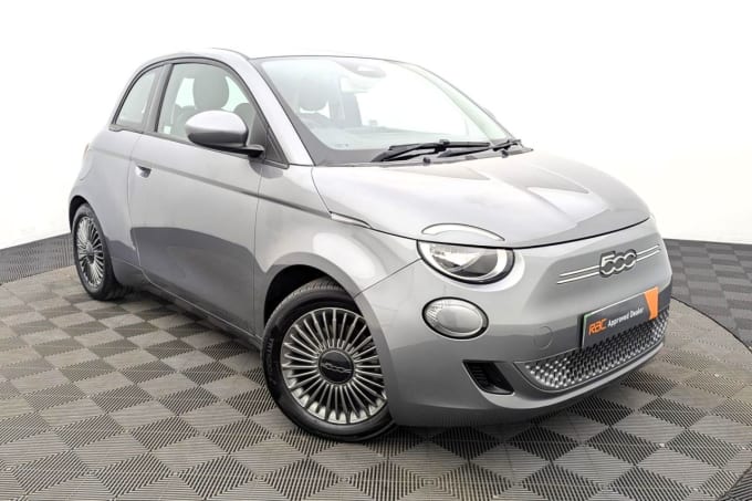 2025 Fiat 500e