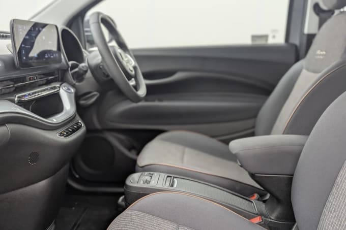 2025 Fiat 500e