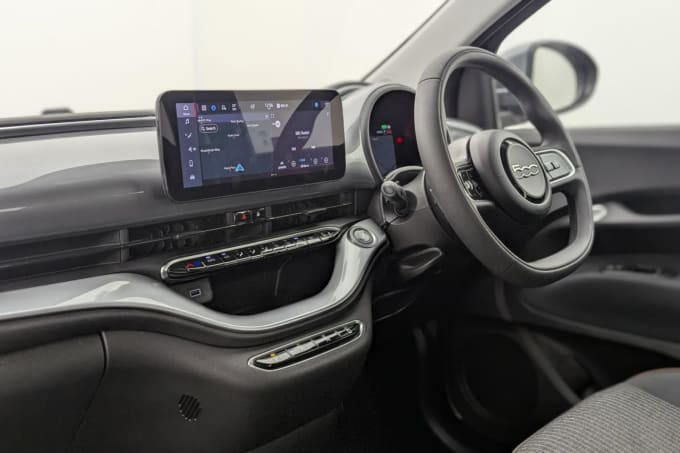 2025 Fiat 500e