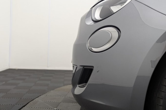2025 Fiat 500e