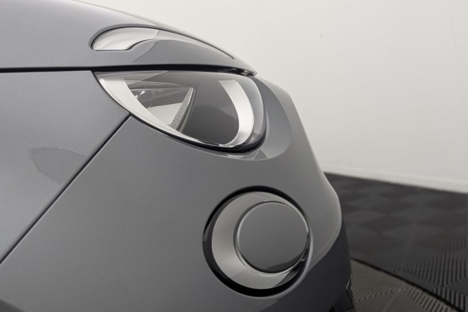 2025 Fiat 500e
