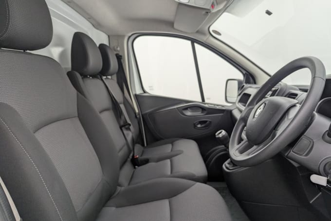 2025 Renault Trafic