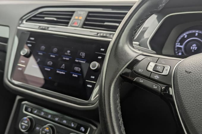 2025 Volkswagen Tiguan