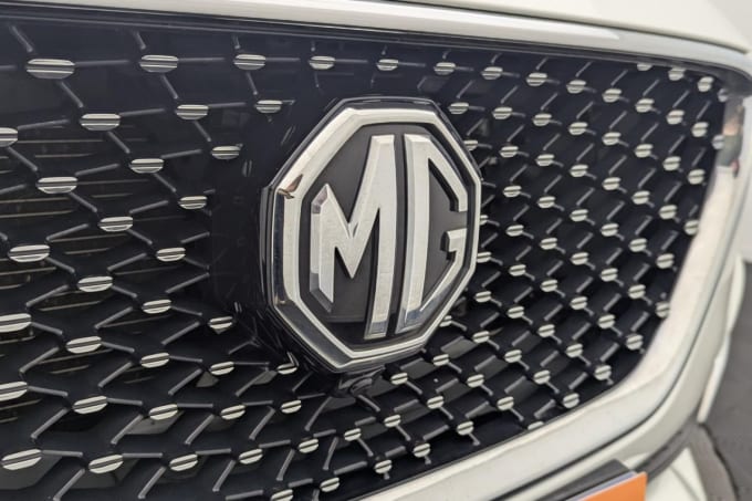 2025 Mg Mg Hs