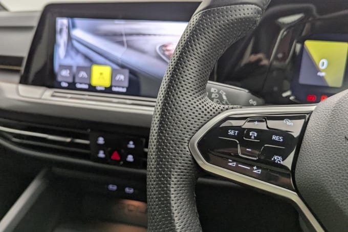 2025 Volkswagen Golf