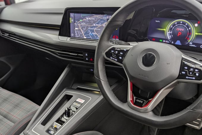 2025 Volkswagen Golf