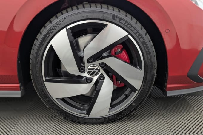 2025 Volkswagen Golf
