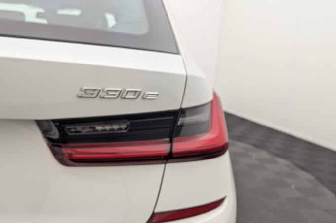 2025 BMW 3 Series