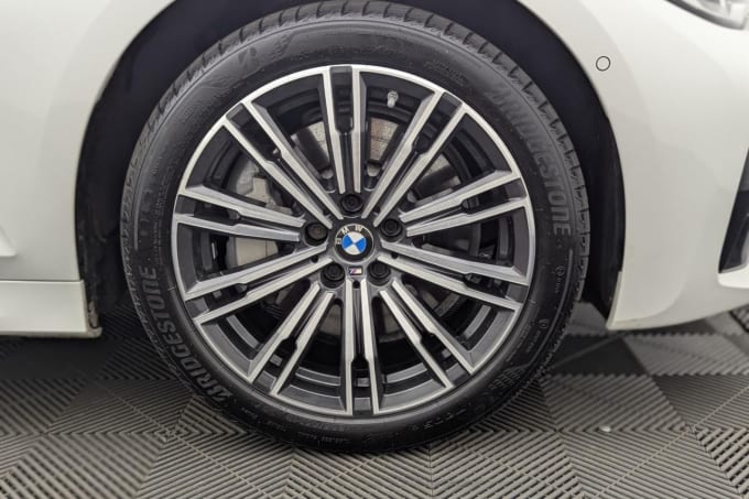 2025 BMW 3 Series
