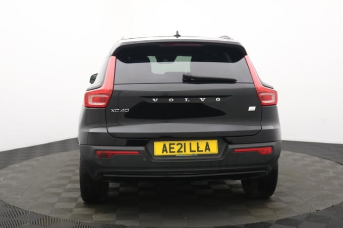 2025 Volvo Xc40