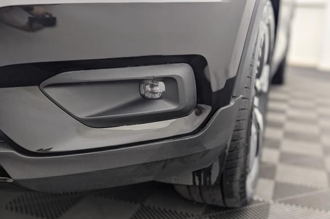 2025 Volvo Xc40