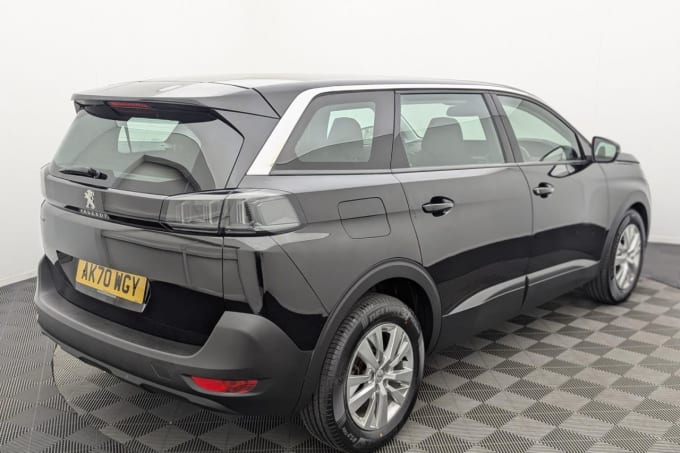 2025 Peugeot 5008