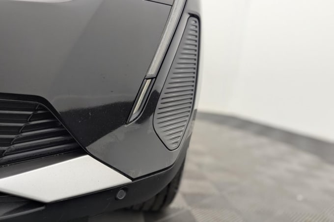 2025 Peugeot 5008