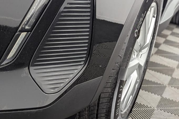 2025 Peugeot 5008