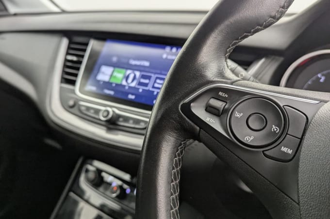 2025 Vauxhall Grandland X