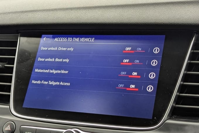 2025 Vauxhall Grandland X