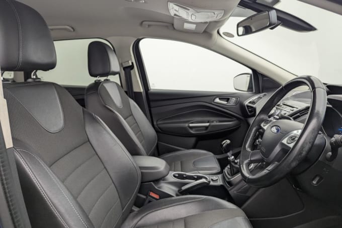 2025 Ford Kuga