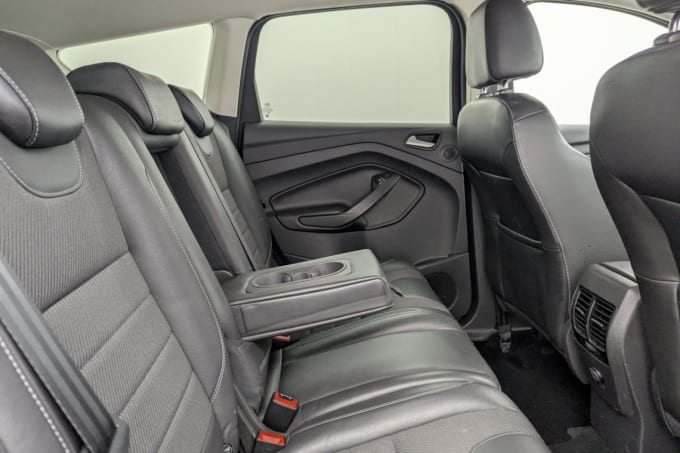 2025 Ford Kuga
