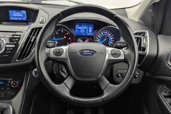 2025 Ford Kuga