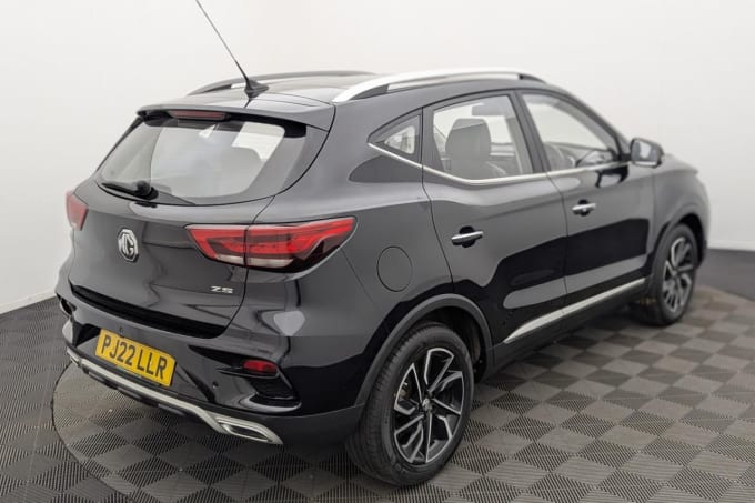 2025 Mg Mg Zs